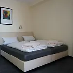 In Hotel Menden