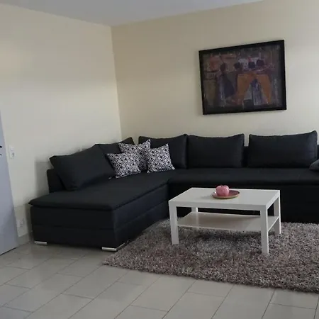 Come In Отель Менден