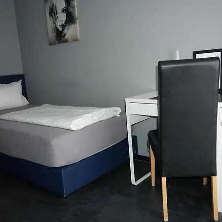 Come In Hotel