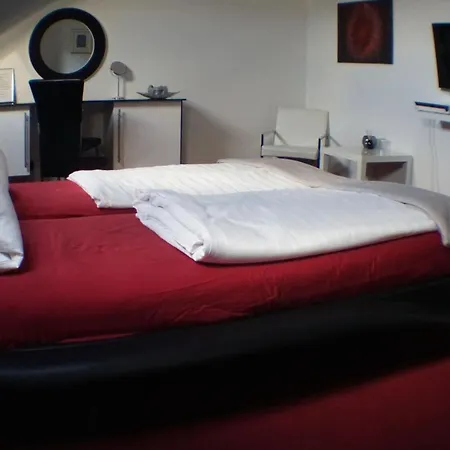 Отель Come In Менден