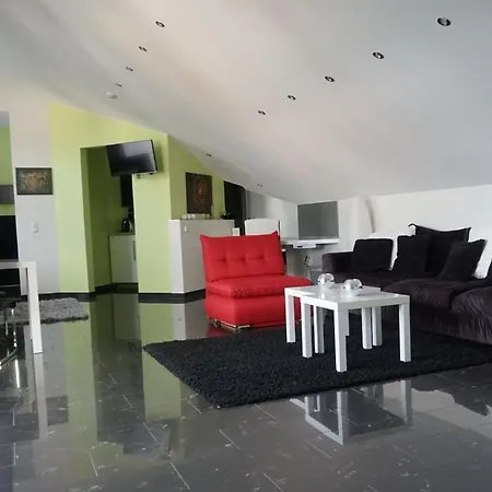 Hotel Come In 3*